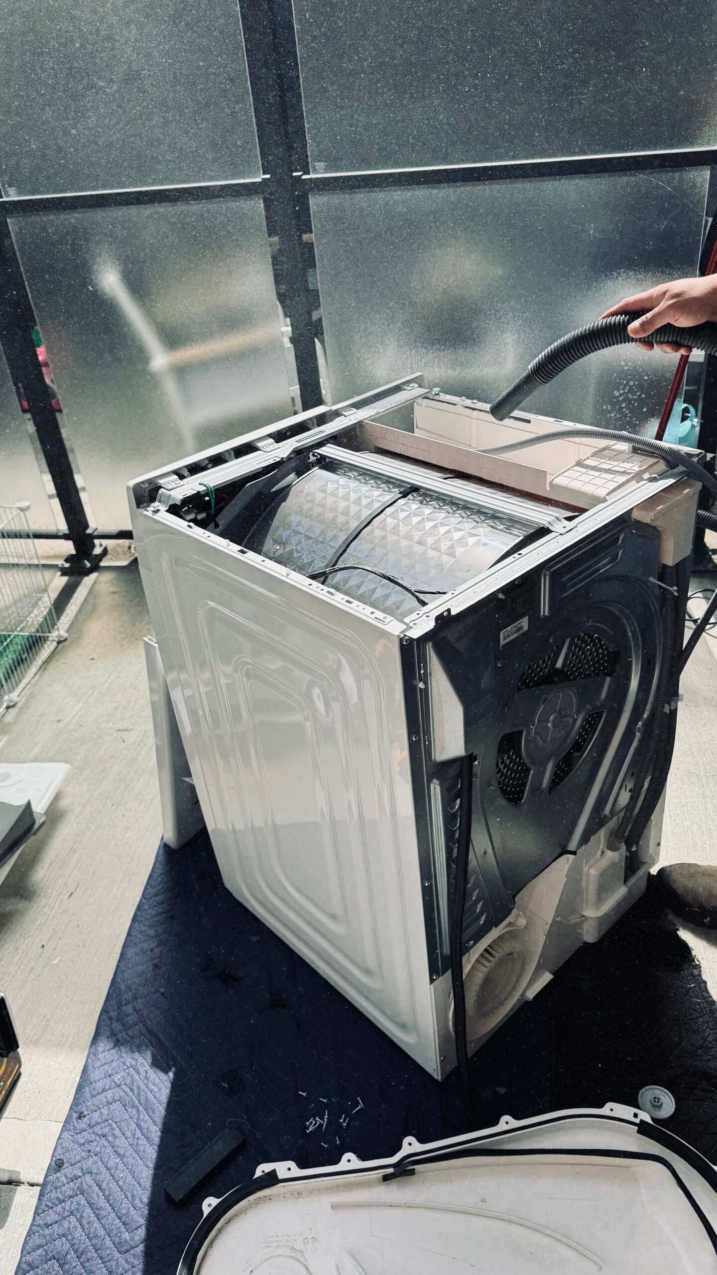 cleaning condensing dryer