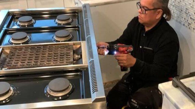 Stove Repair